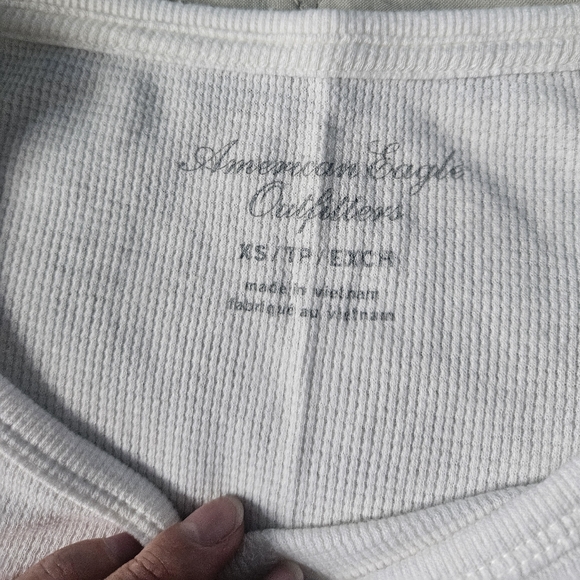 AMERICAN EAGLE Waffle Thermal Long Sleeve Penguin Graphic XS AE - Picture 3 of 6